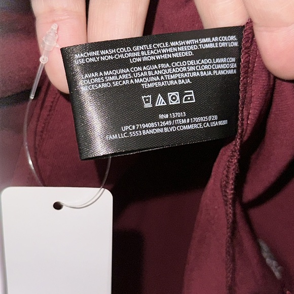 NWT Banana Republic Burgundy Long Sleeve
Satin Pullover - Picture 10 of 11